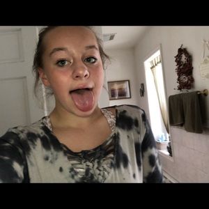 Meet your Posher, Marissa